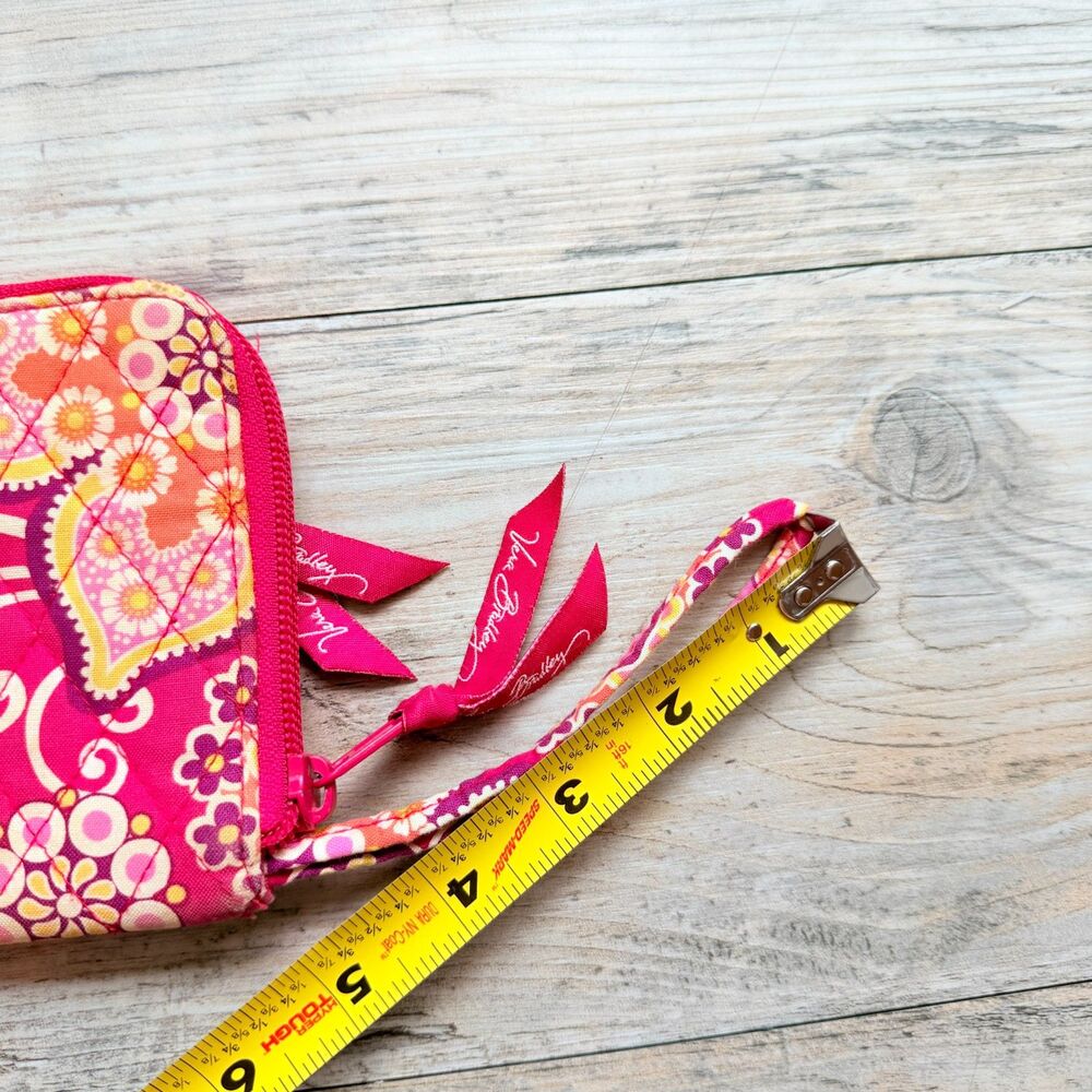 Vera Bradley Y2K Wristlet Raspberry Fizz Zip Around Wallet Pink Floral Paisley - Picture 9 of 11